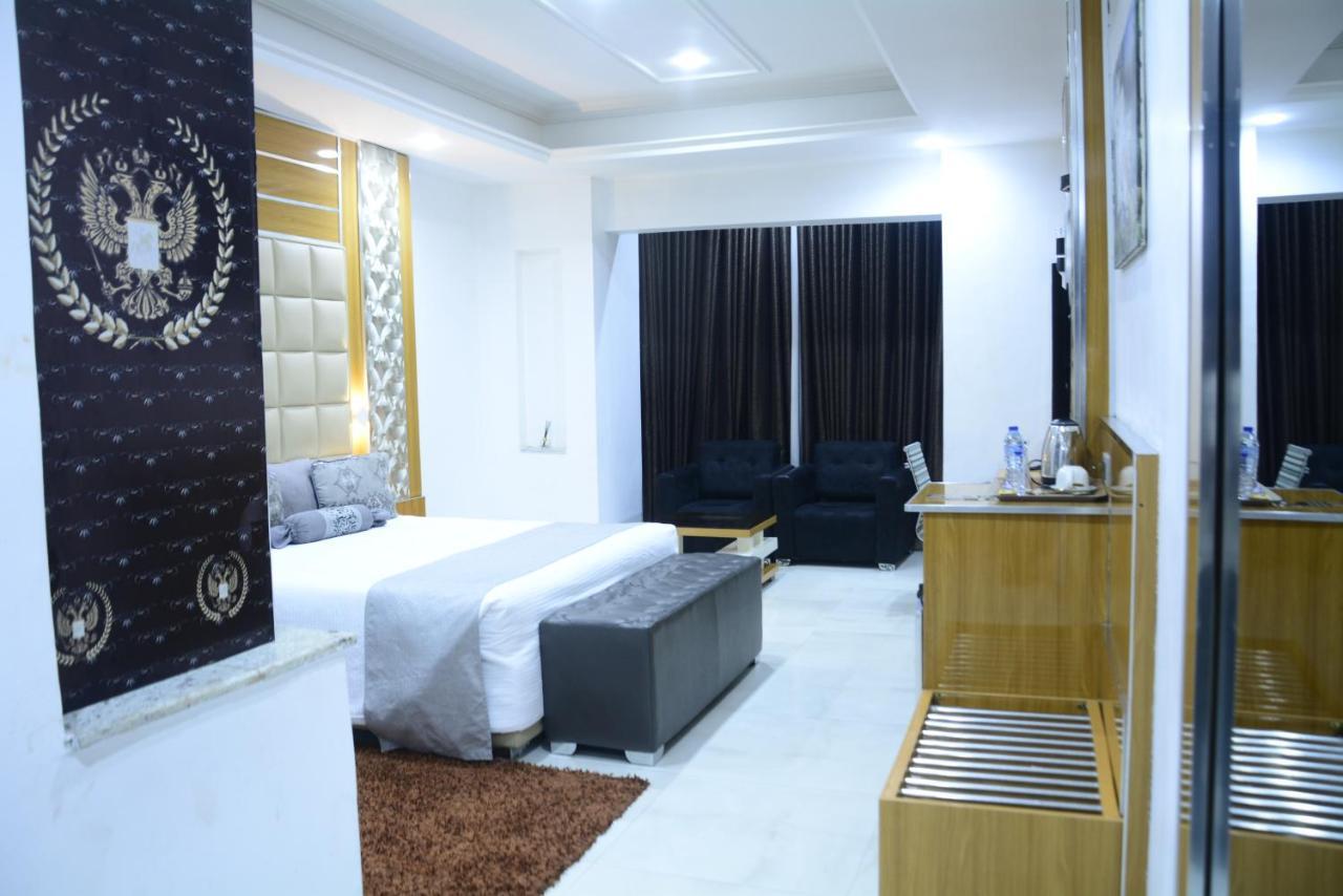 Caesar'S Luxury Hotel Lekki Exteriör bild