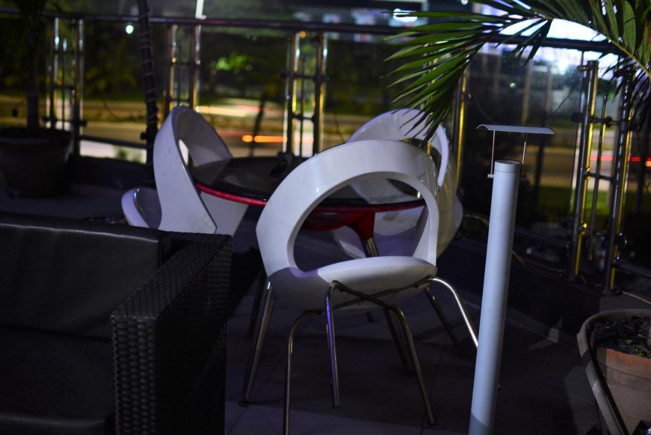 Caesar'S Luxury Hotel Lekki Exteriör bild