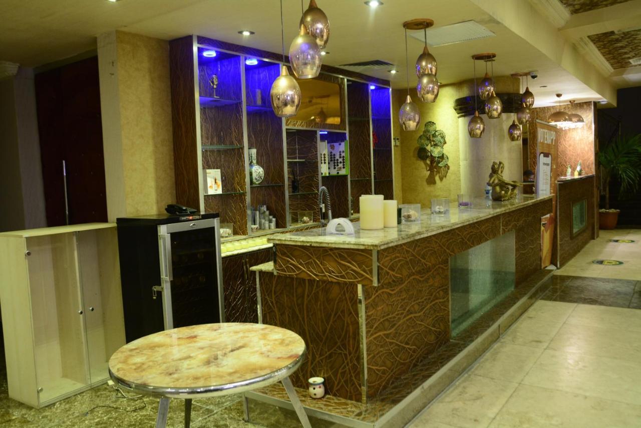 Caesar'S Luxury Hotel Lekki Exteriör bild