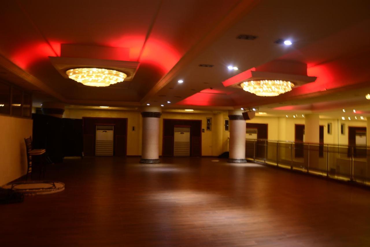 Caesar'S Luxury Hotel Lekki Exteriör bild