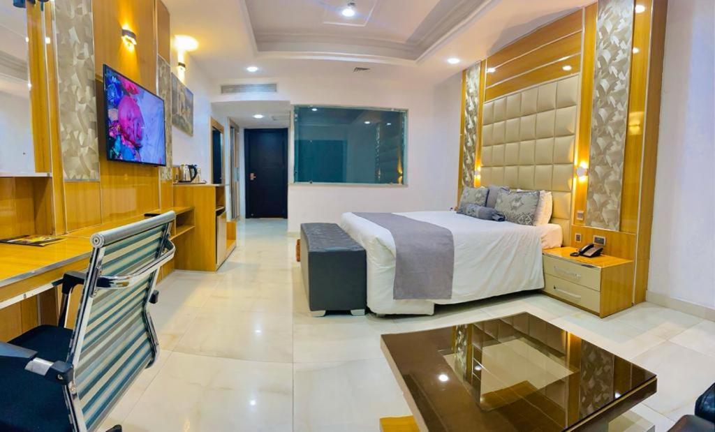 Caesar'S Luxury Hotel Lekki Exteriör bild