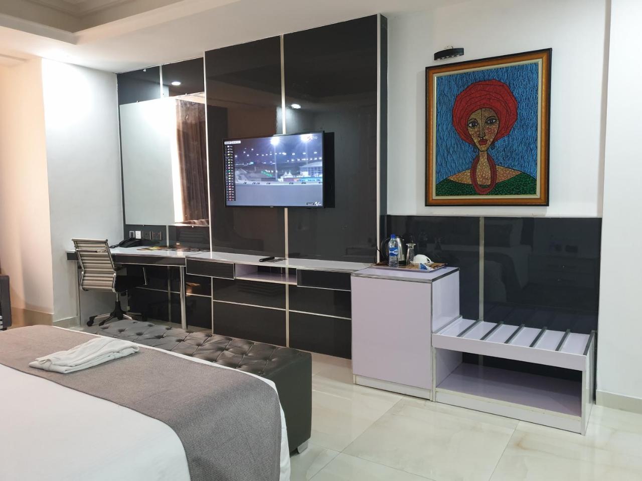 Caesar'S Luxury Hotel Lekki Exteriör bild