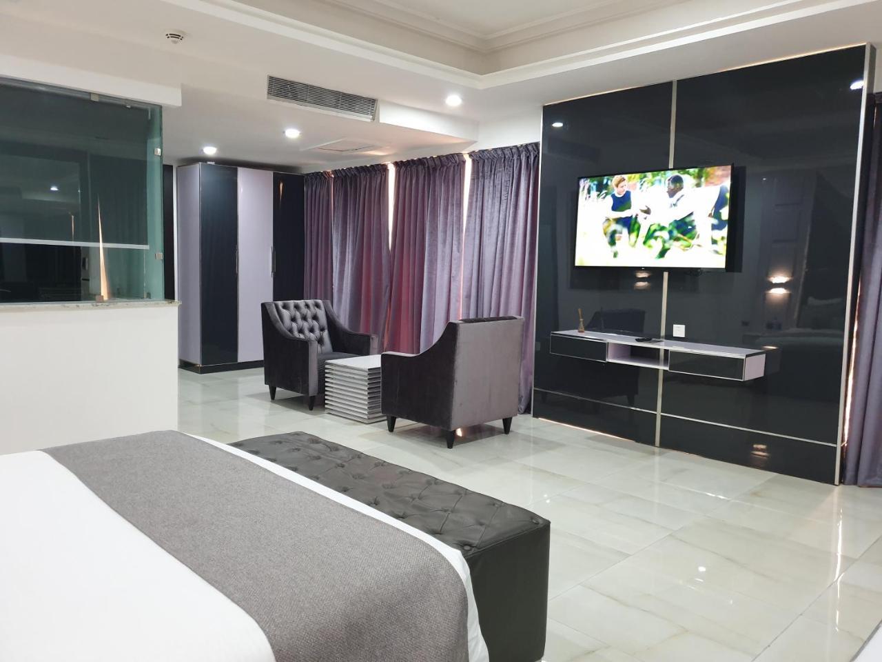 Caesar'S Luxury Hotel Lekki Exteriör bild