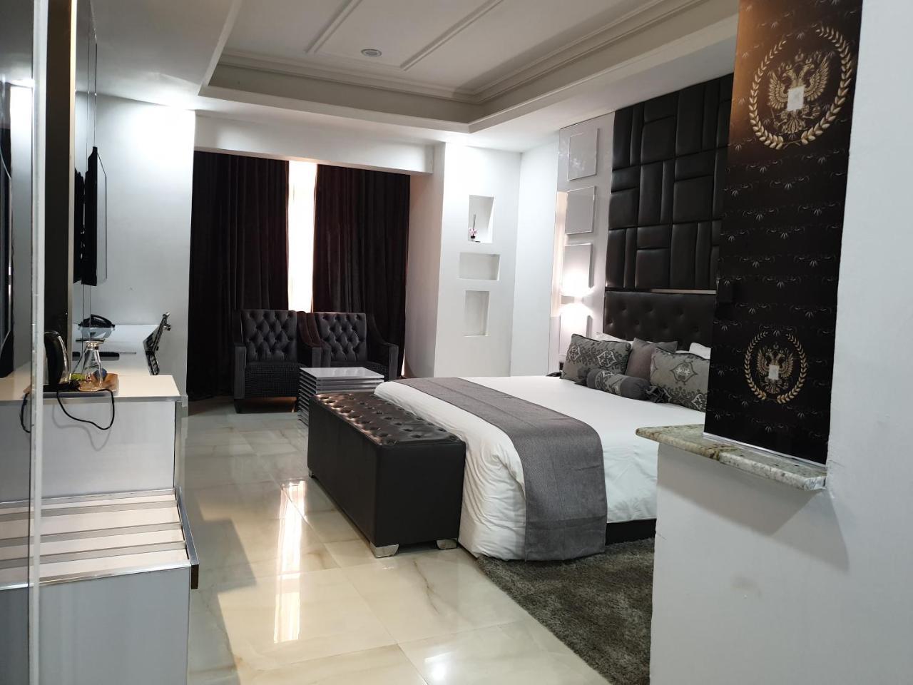 Caesar'S Luxury Hotel Lekki Exteriör bild