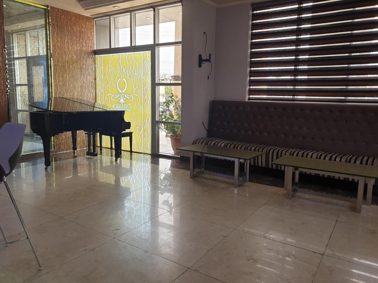Caesar'S Luxury Hotel Lekki Exteriör bild