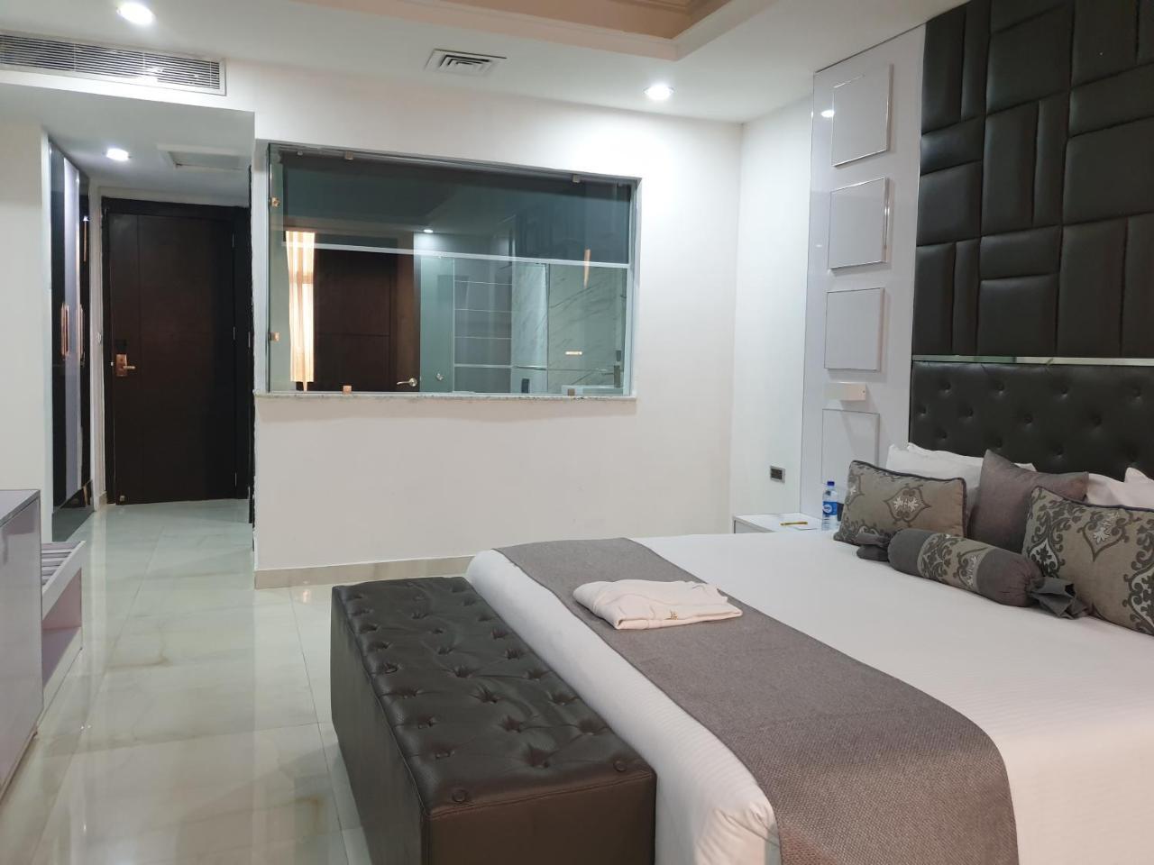 Caesar'S Luxury Hotel Lekki Exteriör bild